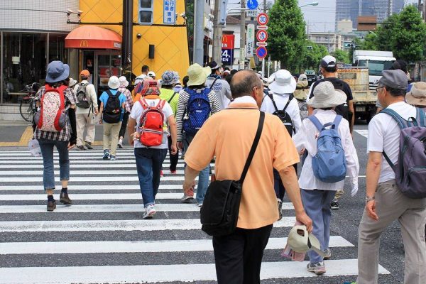 政策支援と経済的理由により、65歳以上の日本の人口の4分の1はまだ働いています