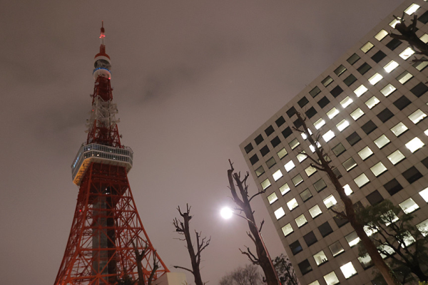 日本政府はこの冬、全国的な節電を呼びかけます
