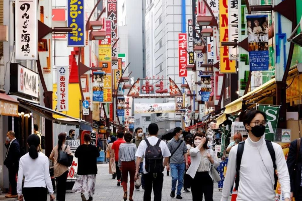 日本の人口減少は過去最高を記録し、少子化問題は深刻
